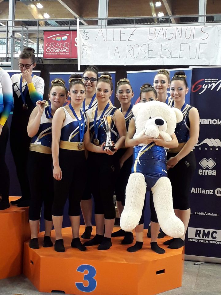 La Rose Bleue de Bagnols sur Cèze Team Découverte féminine 3ème La Rose Bleue de Bagnols sur Cèze Team Découverte féminine 3ème