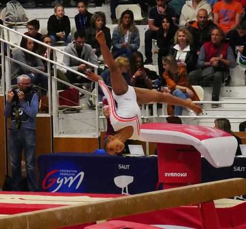 GAM GAF - Jaïlys Shivbaran CEP Montpellier Vice championne de France Avenir 2009 GAM GAF - Jaïlys Shivbaran CEP Montpellier Vice championne de France Avenir 2009